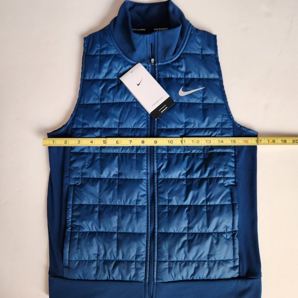 NIKE Therma Synthetic-Fill Running Vest, Small - Picture 13 of 15